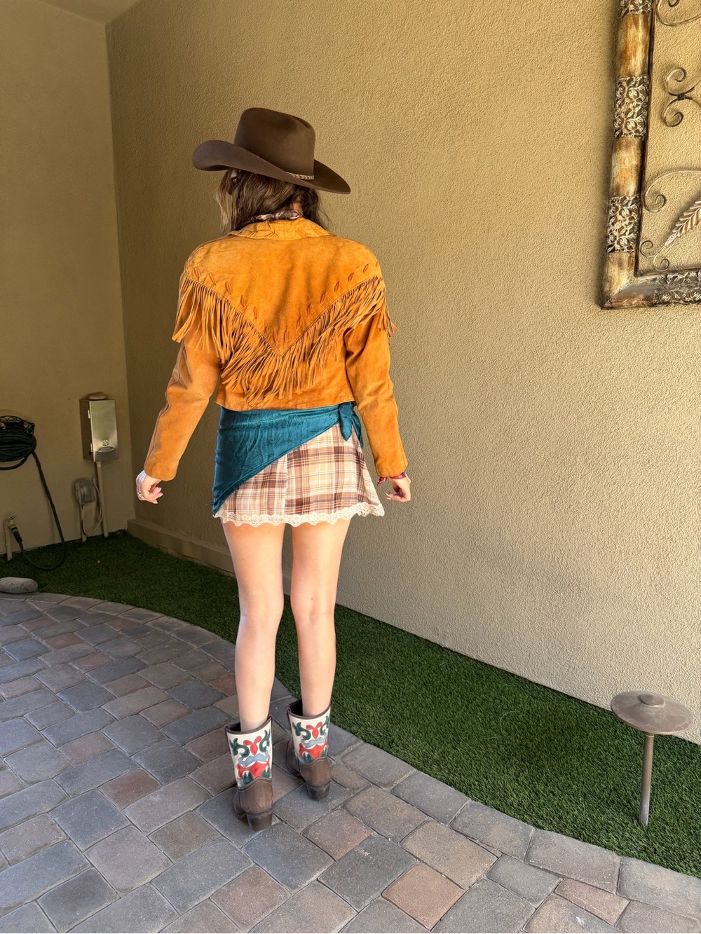 Women's Tan Suede Fringe Jacket - Picture 10 of 10